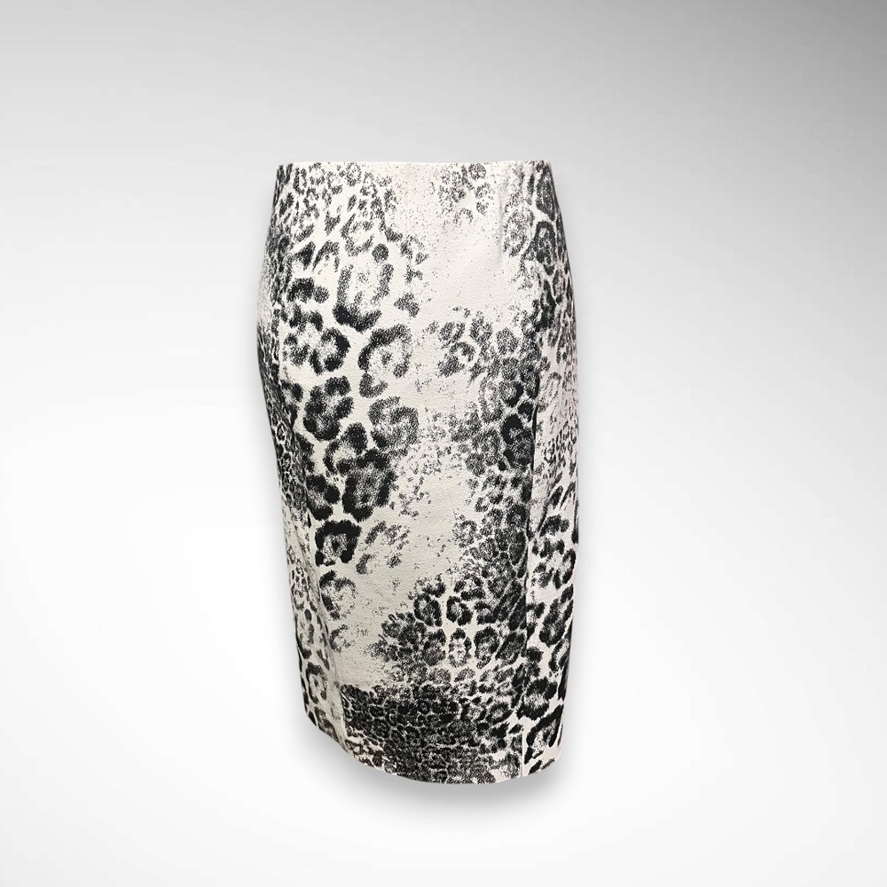 MARC CAIN Bold Black Gray White Animal Print High Waisted Pencil Skirt NWT